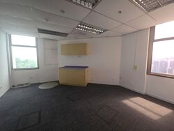 Peninsula Plaza (D6), Office #560453831